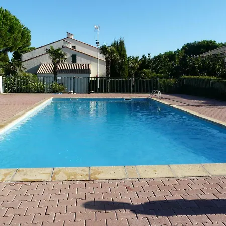 Hameau Du Rivage 224 - Rez De Jardin Climatisé - 3 étoiles - 6 Pers - Jardin - Piscine - Vélos Prêtés - Parking - 400m De La De La Lagune - Wifi